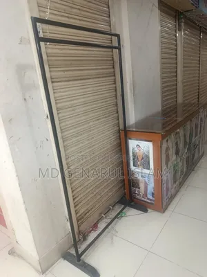 Showroom Clothing Display Stand