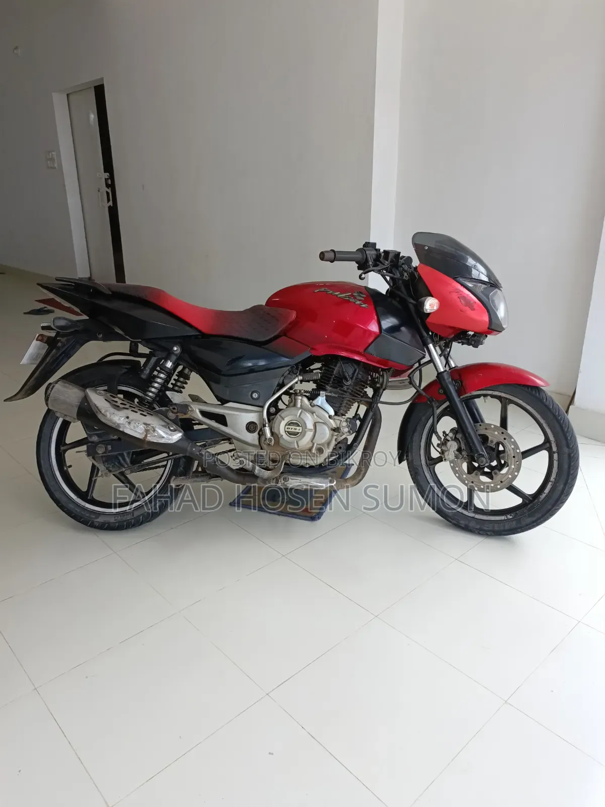 Bajaj Pulsar 150 2012 Red