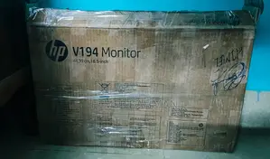 Hp V194 19" Led Monitor | Box & Adapter Included