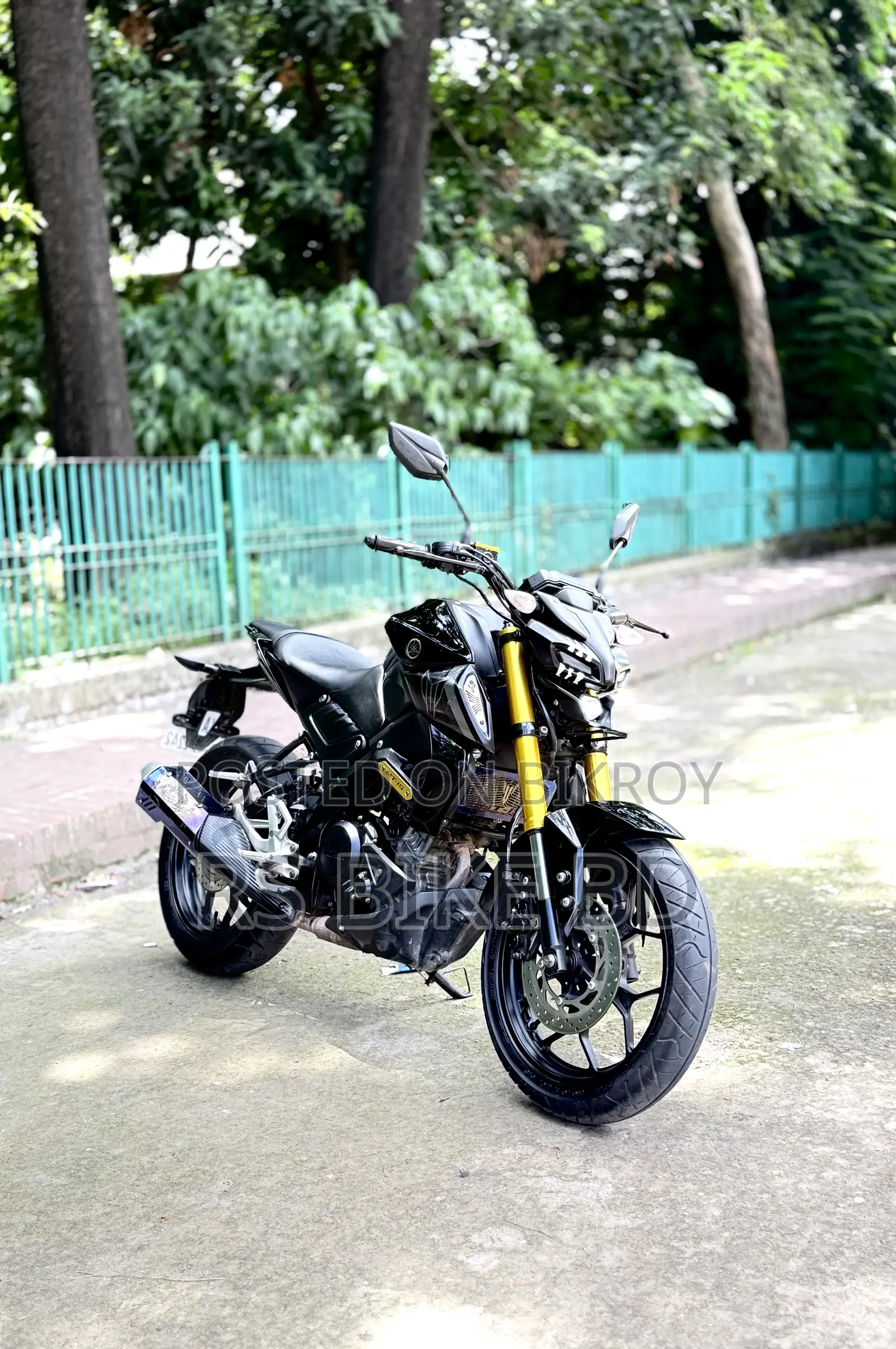 Yamaha 2023 Black