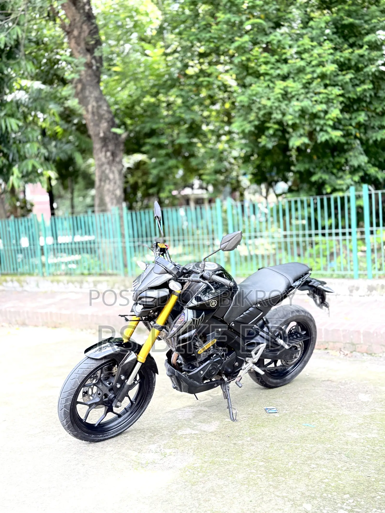 Yamaha 2023 Black