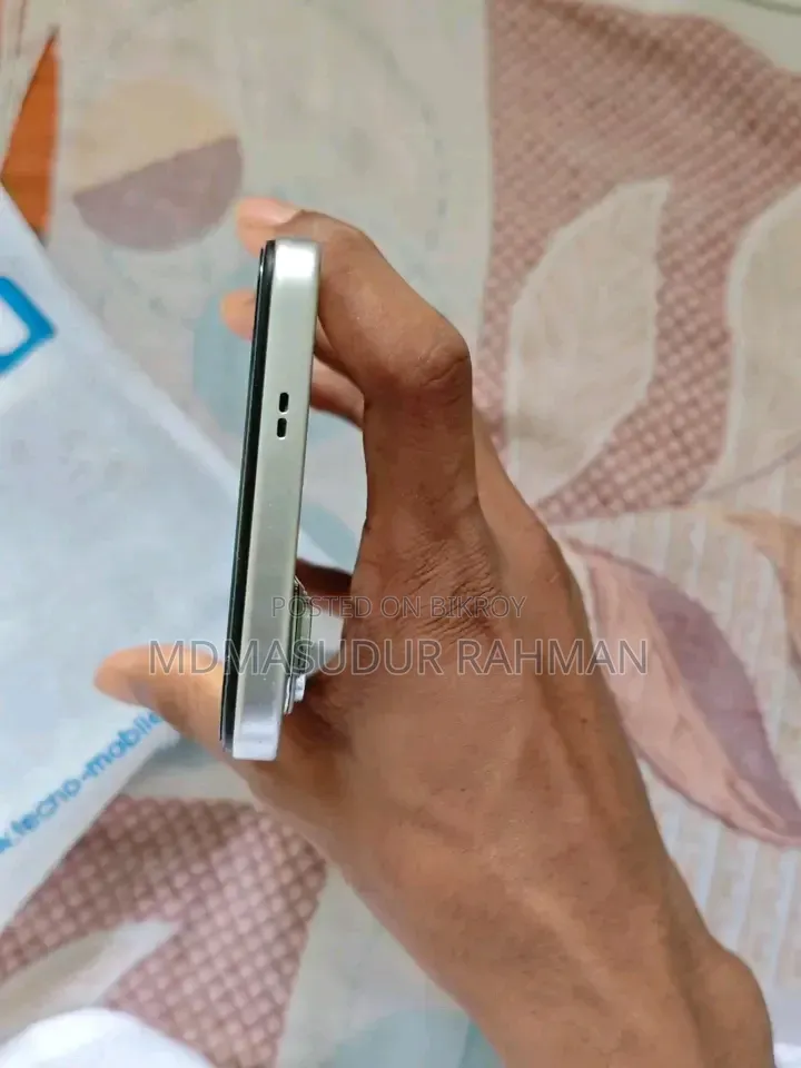 Infinix Hot 60i 128 GB White