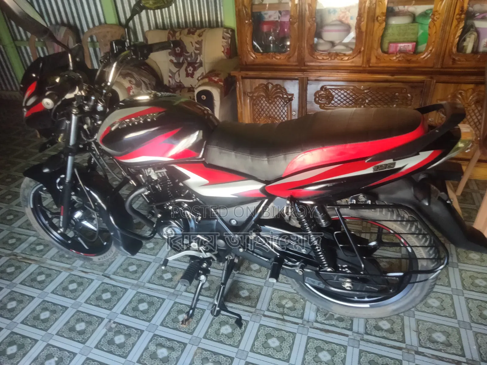 Bajaj Discover 125 2024 Black