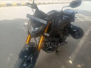 Hero Xtreme 160R 4V 2025 Black