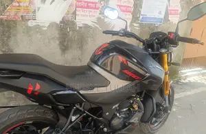 Hero Xtreme 160R 4V 2025 Black