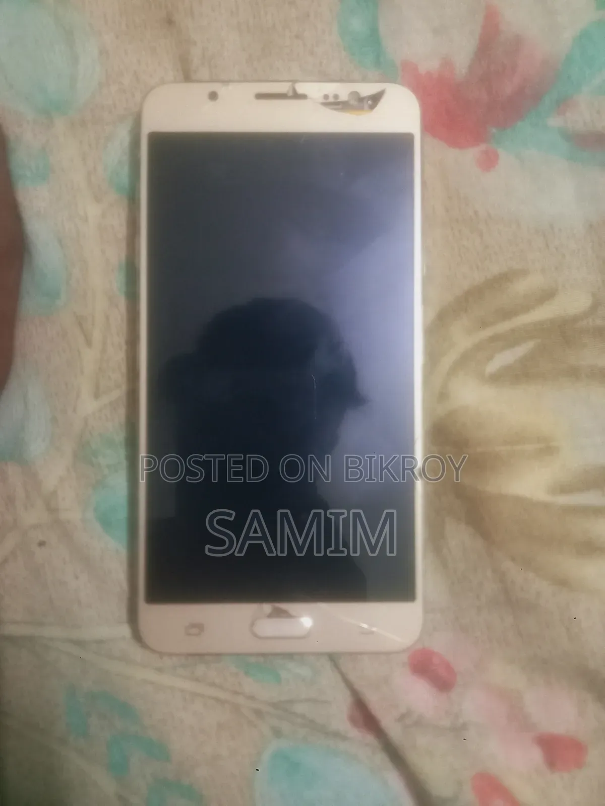 Samsung Galaxy J7 32 GB White
