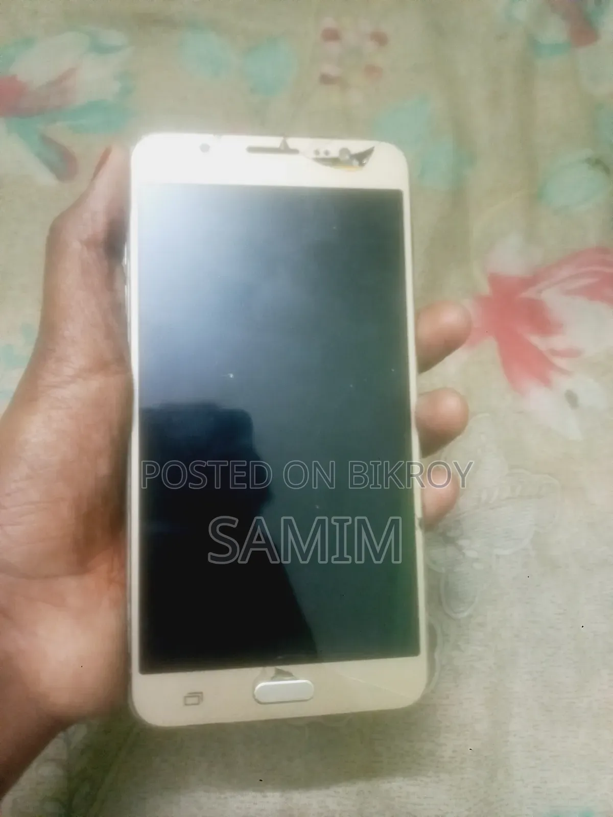 Samsung Galaxy J7 32 GB White