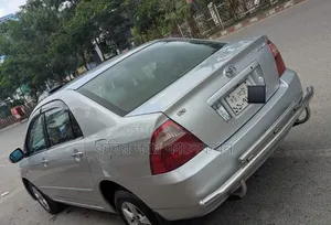 Toyota Corolla 2004 Silver