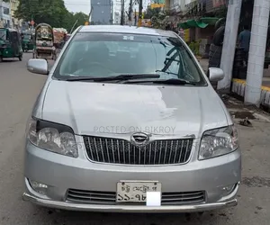 Toyota Corolla 2004 Silver