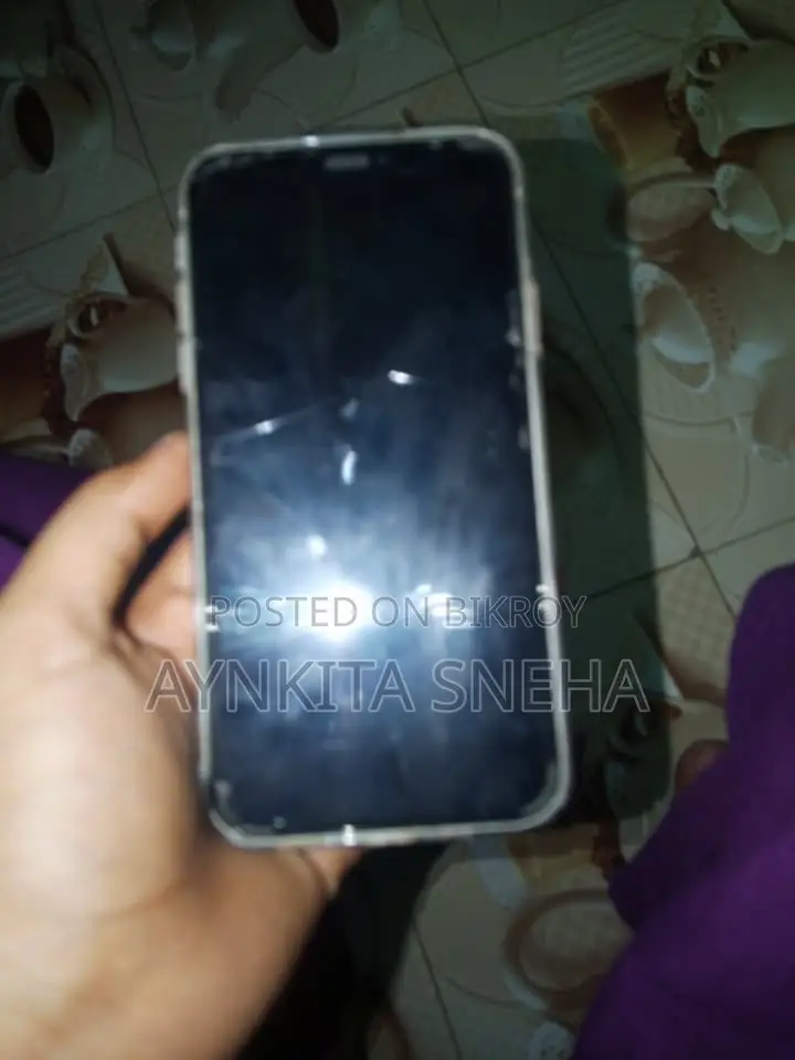 Apple iPhone 11 128 GB White