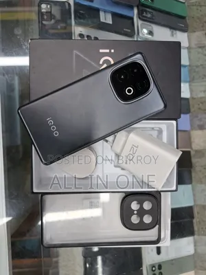iQOO Z10 256 GB Black