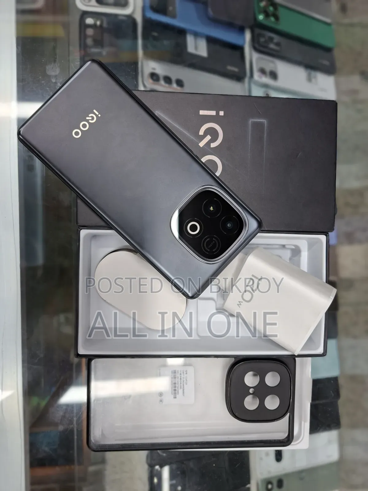 iQOO Z10 256 GB Black