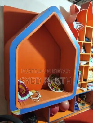 বাচ্চাদের খেলার/পড়ার জন্য বসার সোফা বক্স
