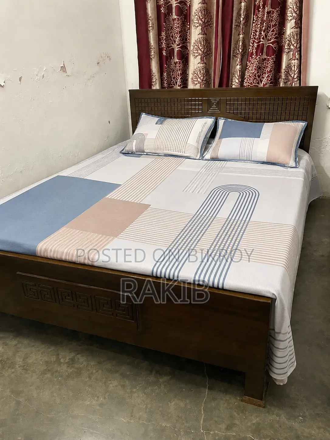খাট বিক্রি করা হবে