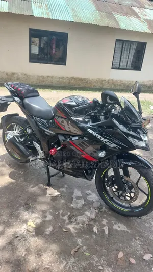 Suzuki Gixxer SF FI 2024 Black