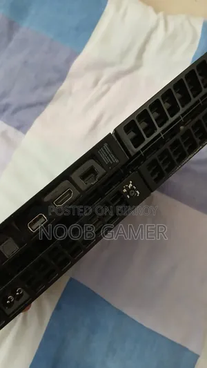 PS4 500GB Jailbroken
