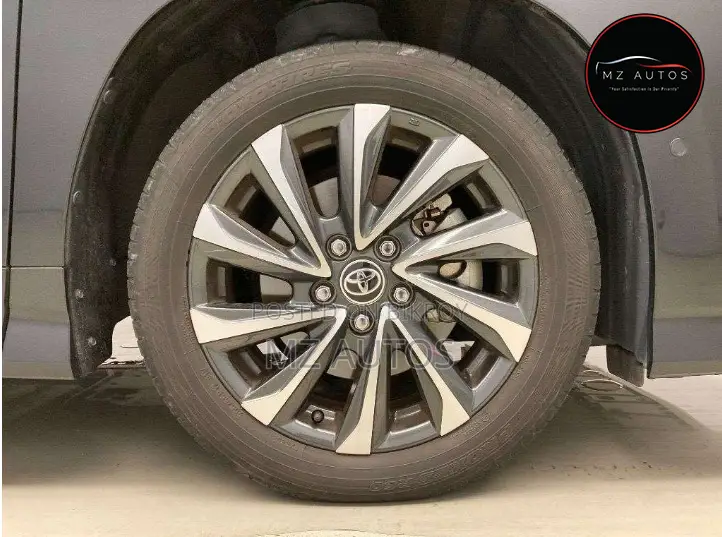 Toyota Voxy S-Z 2-Wheel Drive 7-Seater 2022 Black