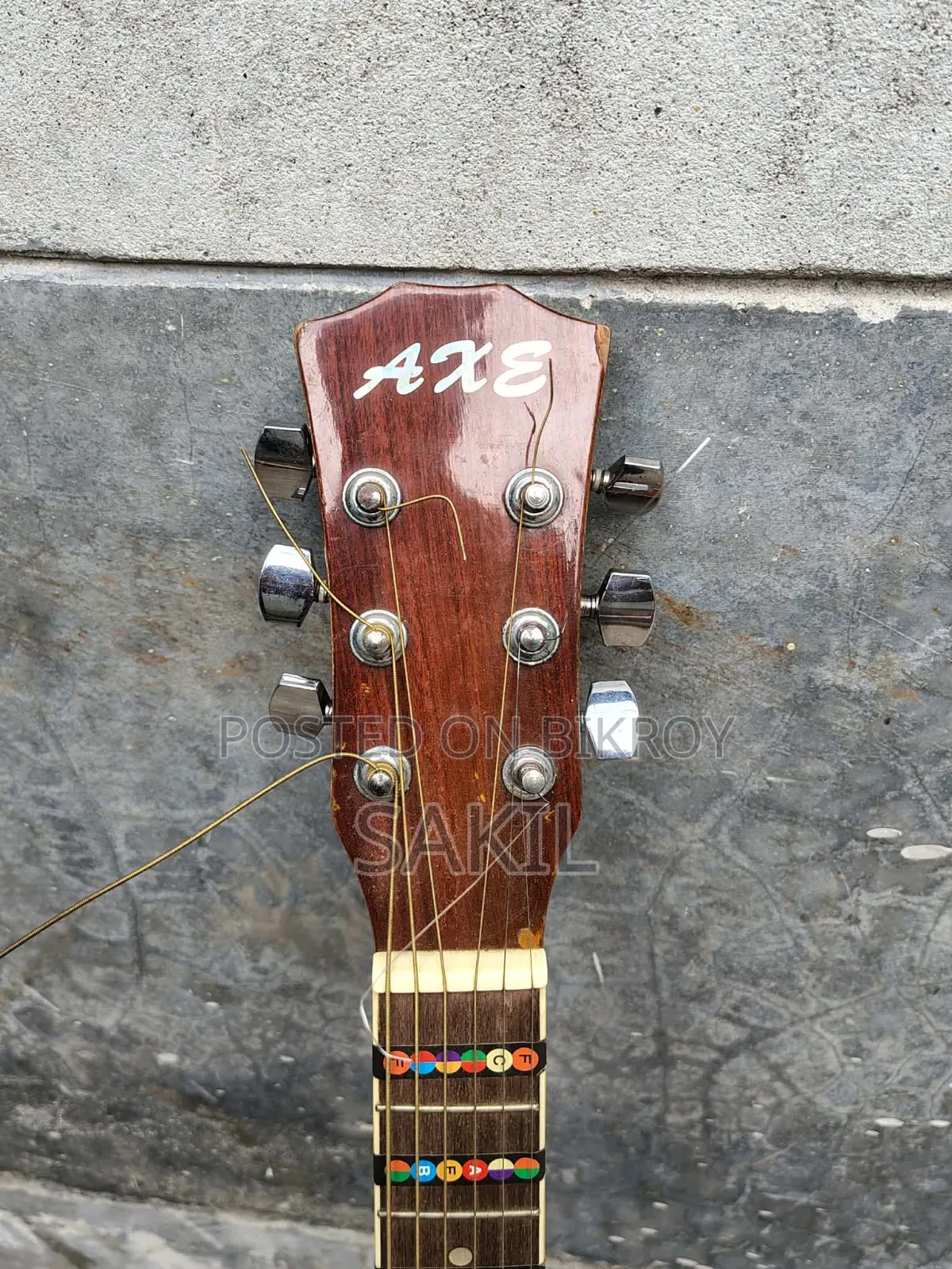 Axe 48c Guitar