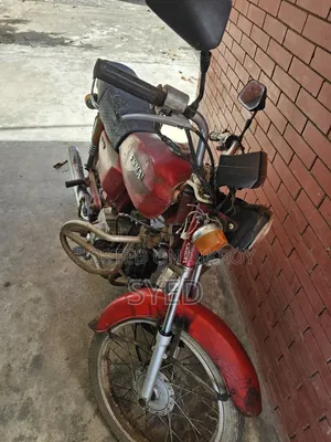Suzuki Bike 2002 Red