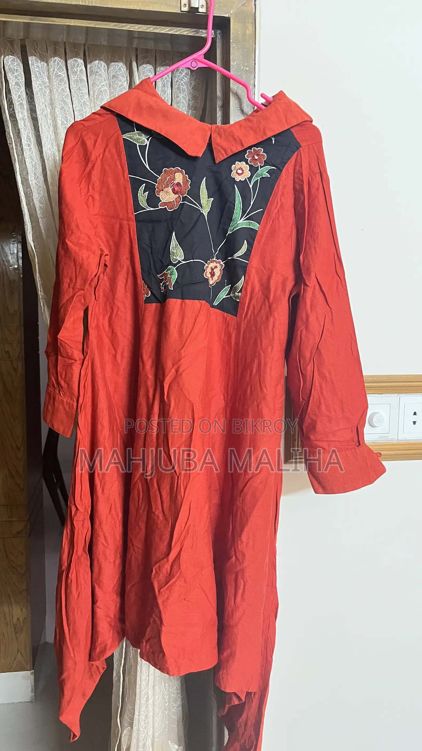 Aarong Taaga Sell Post