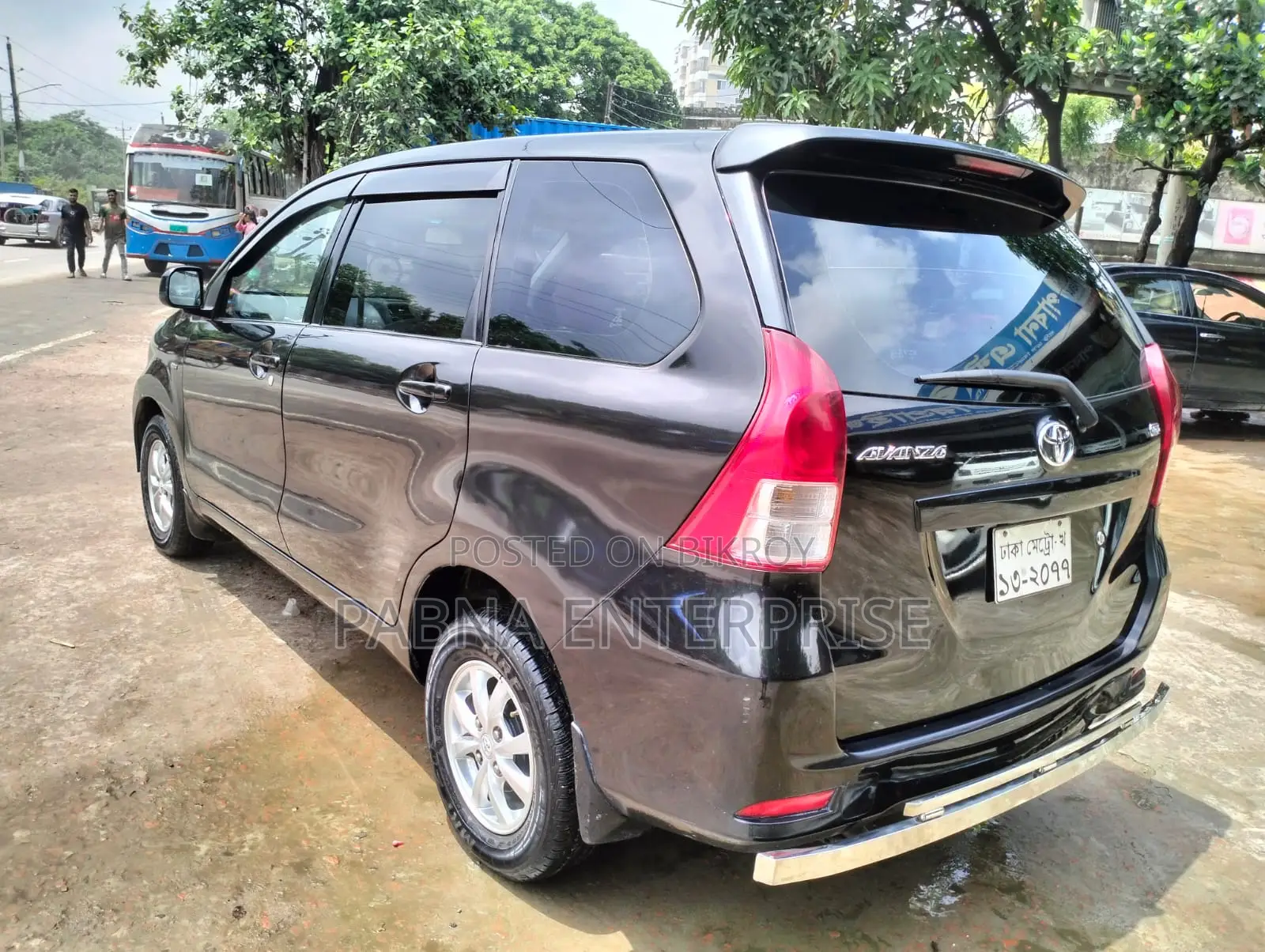 টয়োটা আভানজা ২০১২ কালো