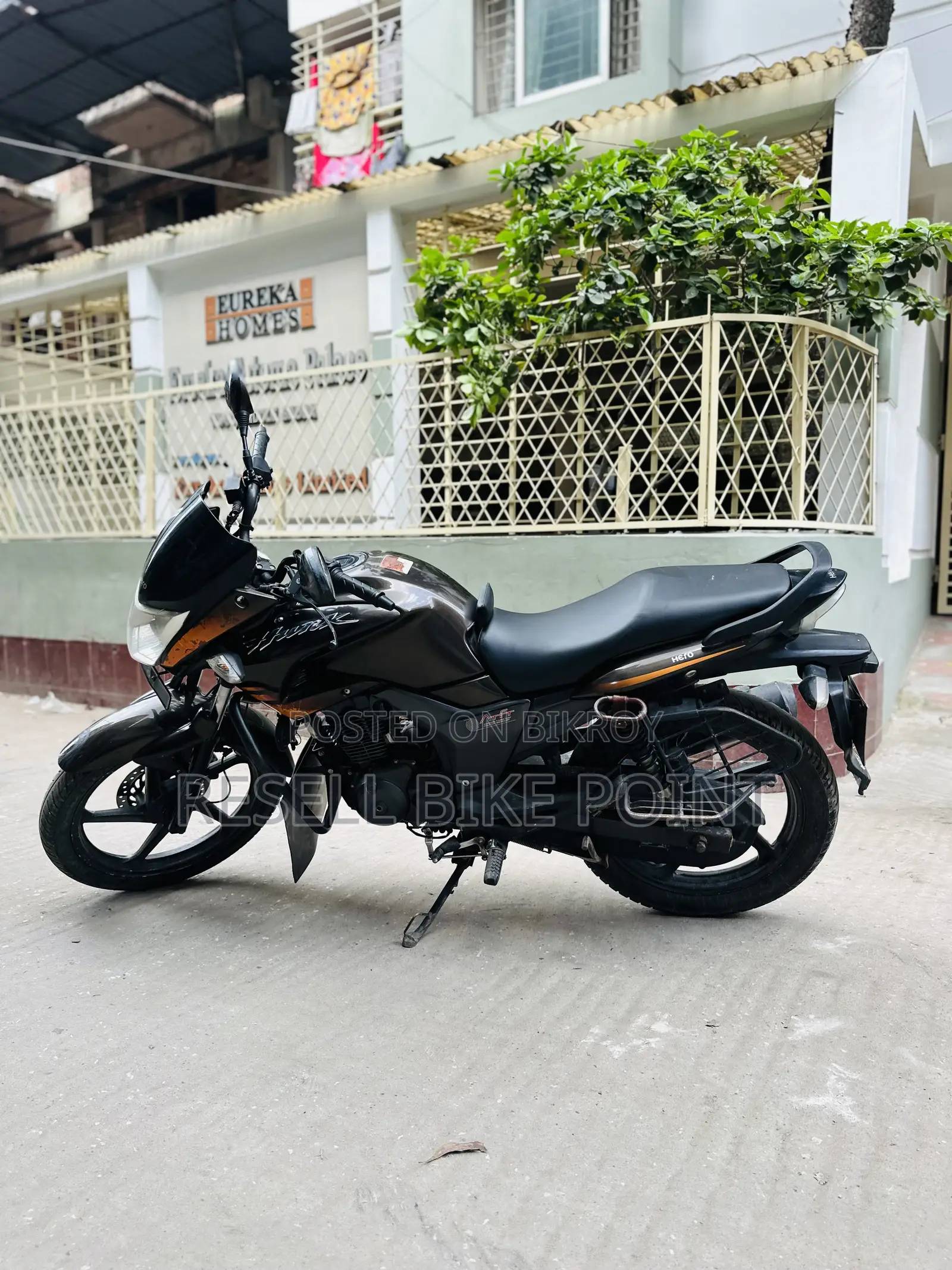 Hero Hunk 2020 Brown