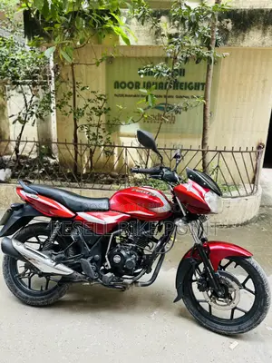 Bajaj Discover 125 2022 Red