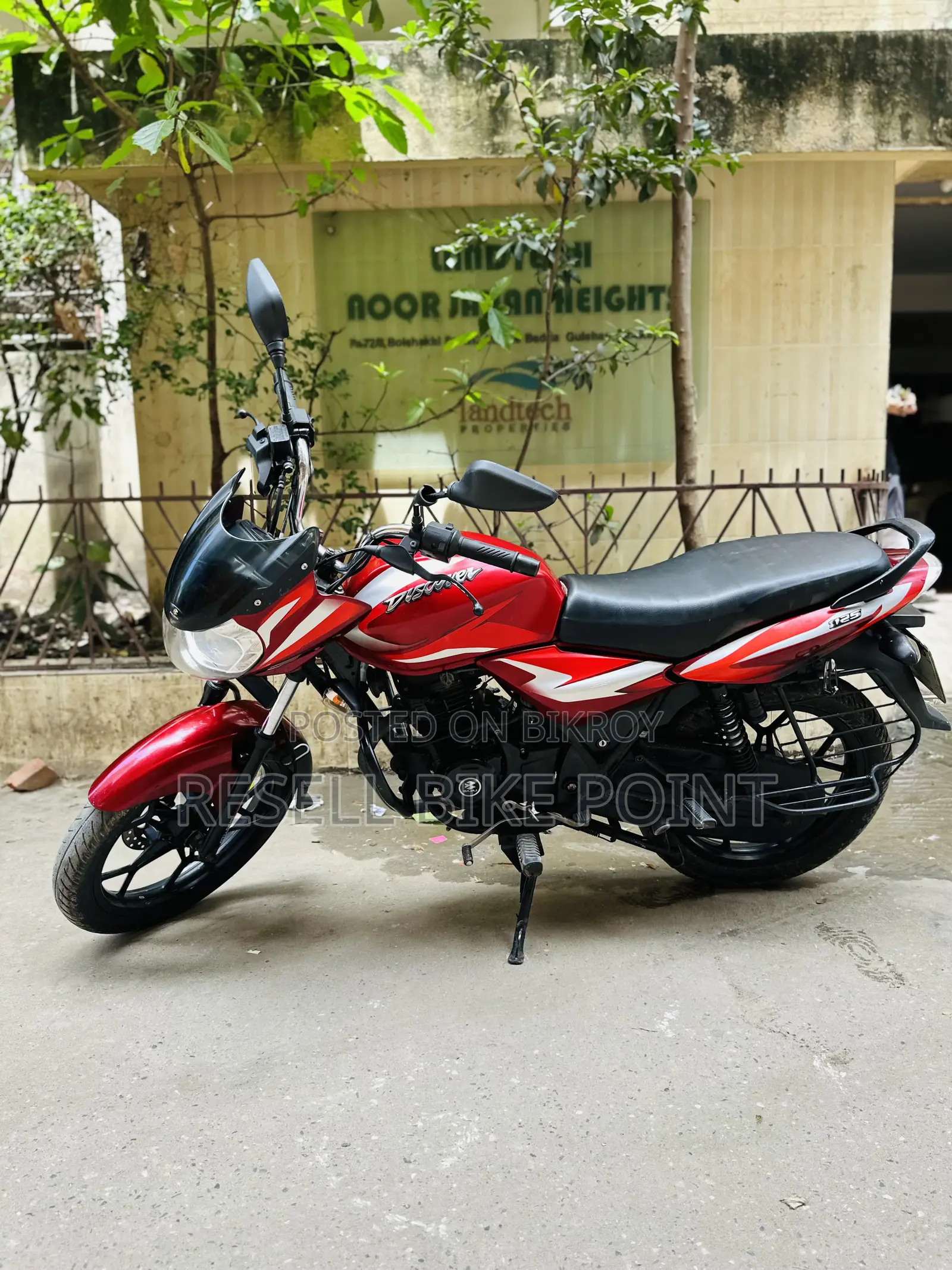 Bajaj Discover 125 2022 Red