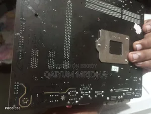 Gigabyte 81 Motherboard