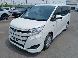 Toyota Noah 2021 Pearl