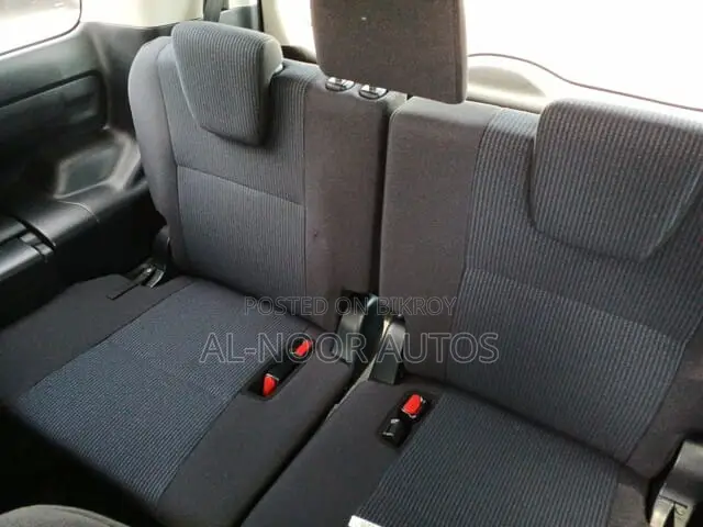 Toyota Noah 2021 Pearl