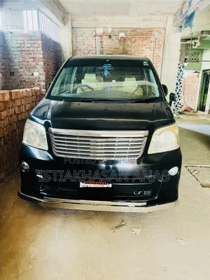 Toyota Noah 2002 Black