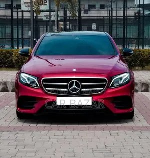 New Mercedes-Benz E300 2017 Red