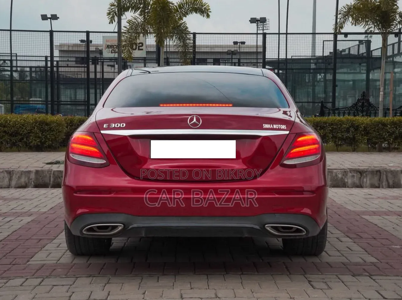New Mercedes-Benz E300 2017 Red