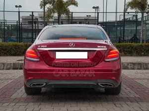 New Mercedes-Benz E300 2017 Red