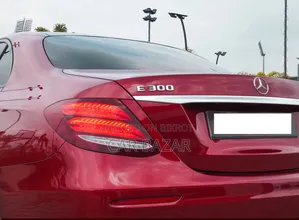 New Mercedes-Benz E300 2017 Red