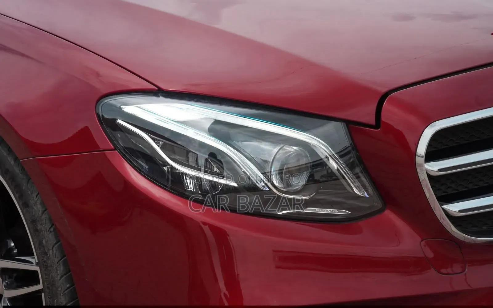New Mercedes-Benz E300 2017 Red