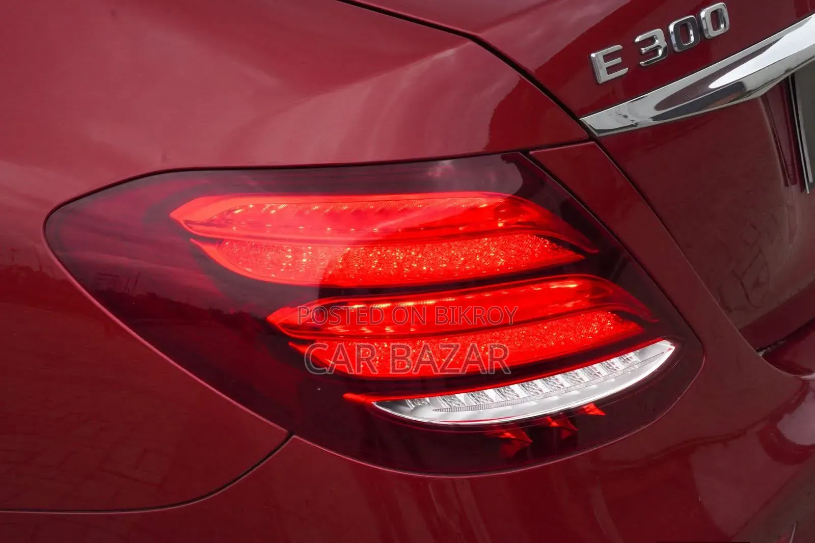 New Mercedes-Benz E300 2017 Red