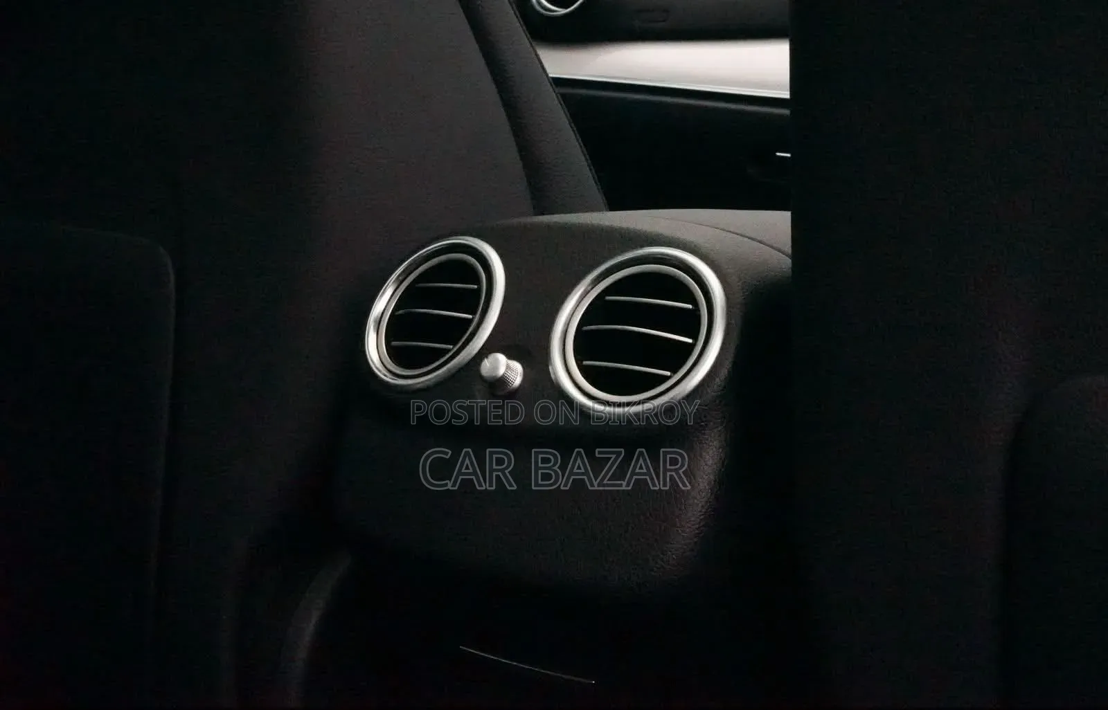 New Mercedes-Benz E300 2017 Red