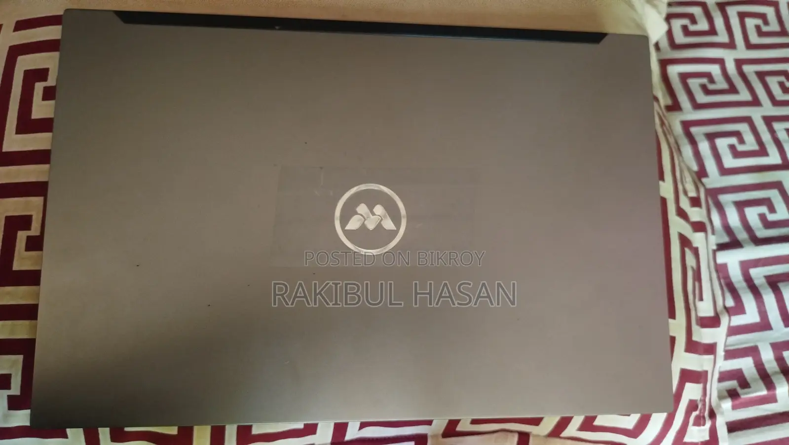 ল্যাপটপ ৮জিবি ইন্টেল কোর আই৩ ৫১২জিবি এসএসডি