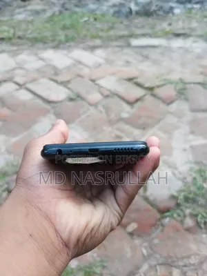 Vivo Y11 32 GB Blue