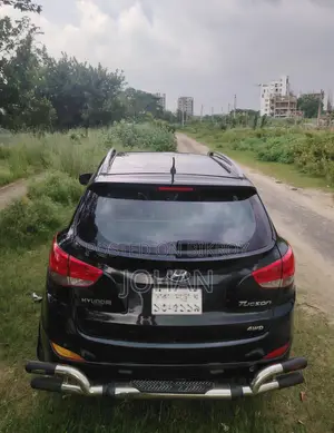 Hyundai Tucson 2011 Black