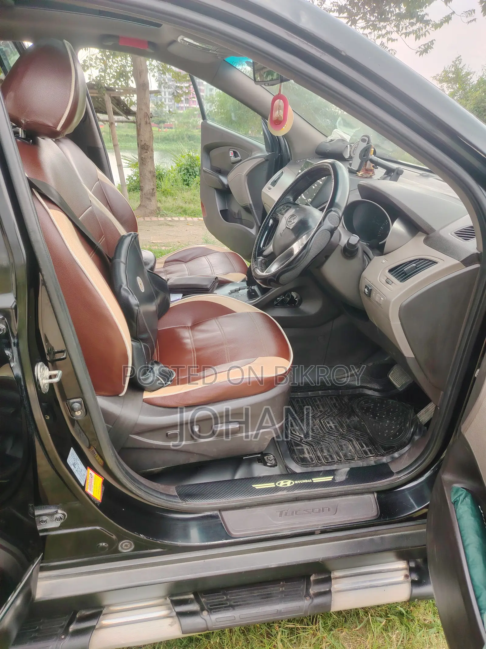 Hyundai Tucson 2011 Black