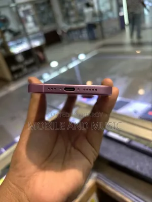 Apple iPhone 16 128 GB Pink