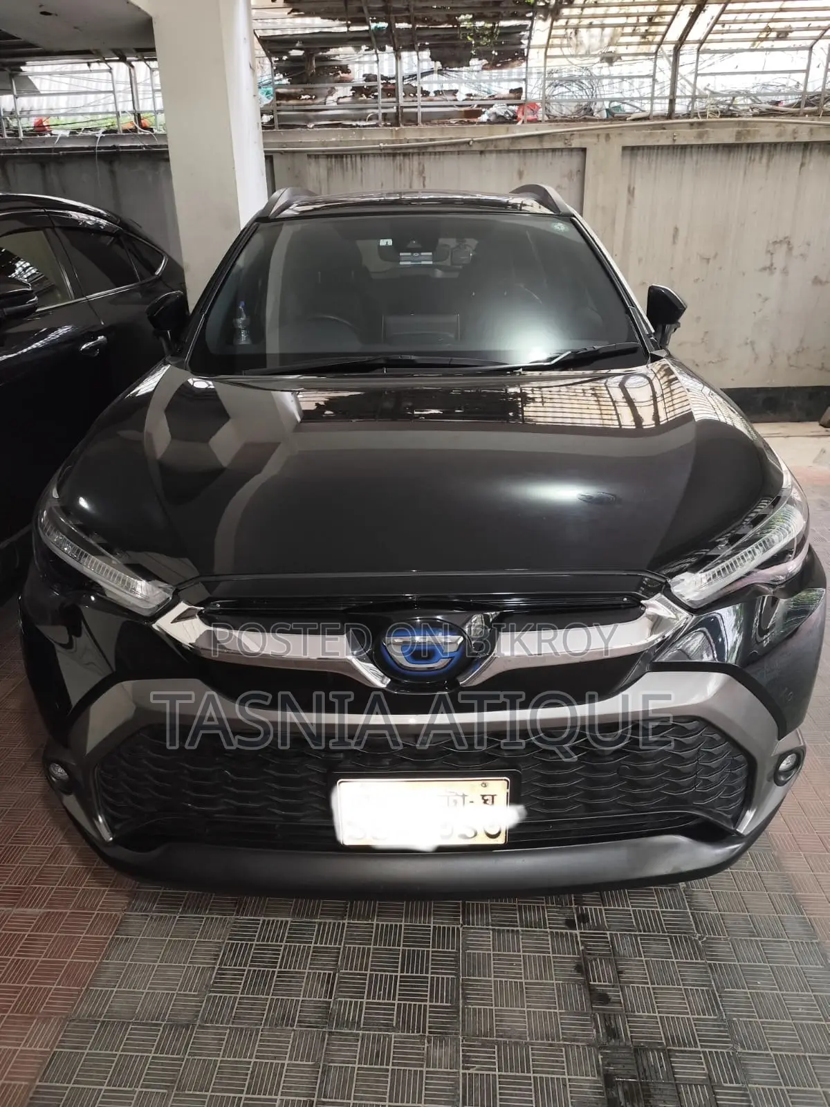 Toyota Corolla Cross 1.8 Hybrid AWD 2022 Blue