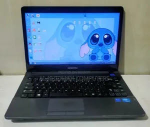 Laptop Samsung 4GB Intel Core i5 HDD 500GB