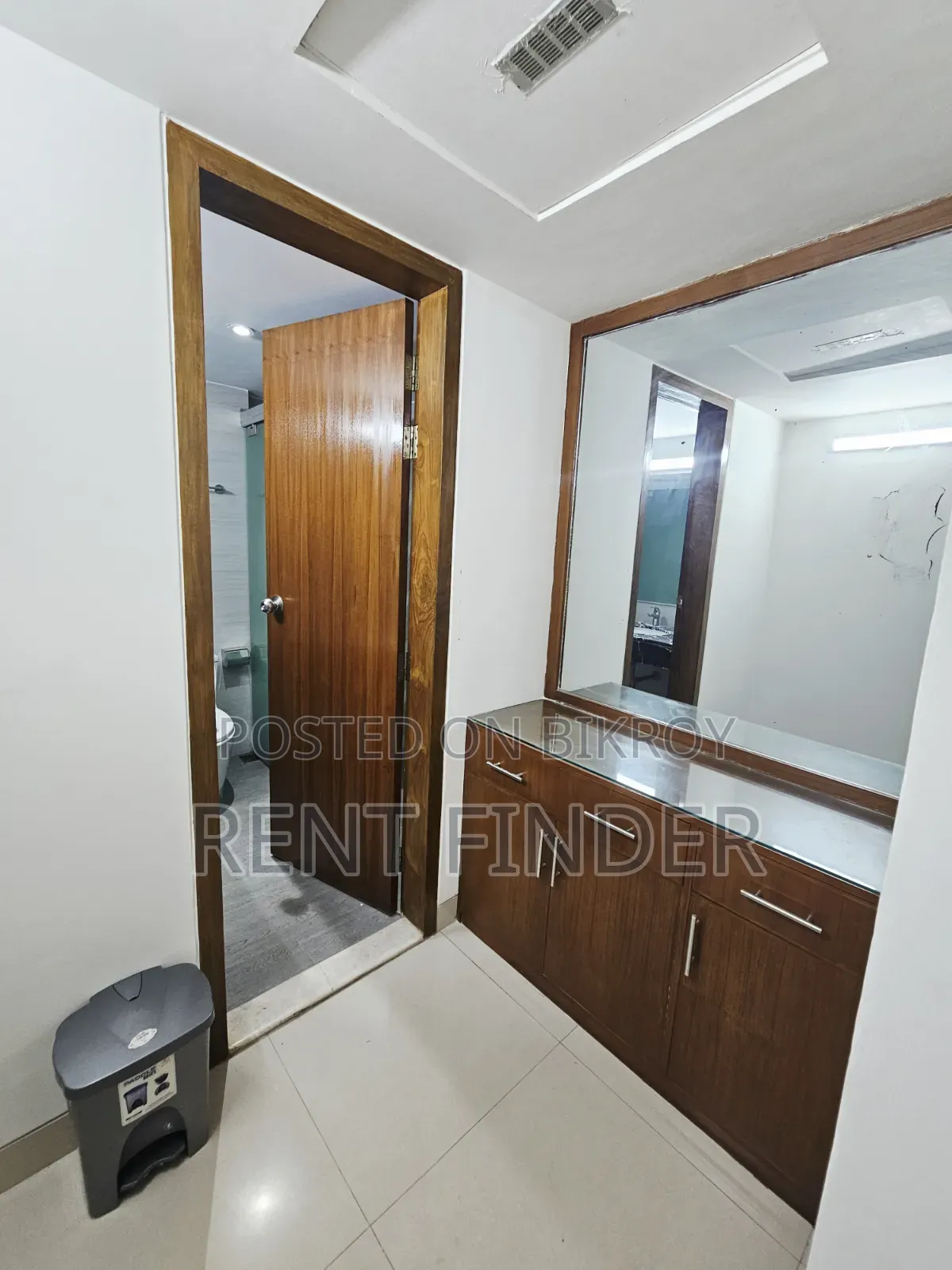 Furnished 3-Bedroom Apartment in Rent Finder, Gulshan for rent