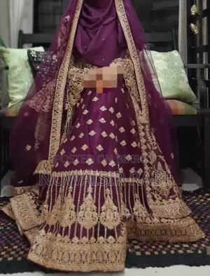 ওয়েডিং লেহেঙ্গা (বেগুনি)