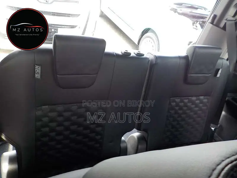 Toyota Voxy Hybrid S-Z 2WD 7-Seater 2022 Pearl