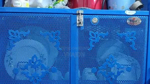রয়্যাল কিচেন শেলফ ট্রেন্ডি
